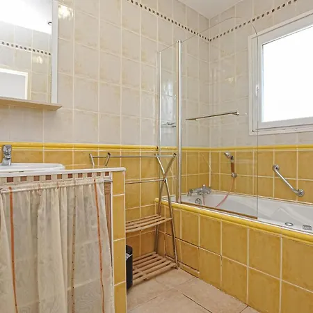 Lovely In Raphael Casa de Férias