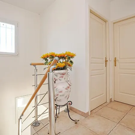 Casa vacanze Lovely In Raphael *