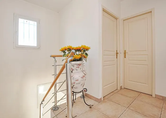 Ferienhaus Lovely In Raphael *